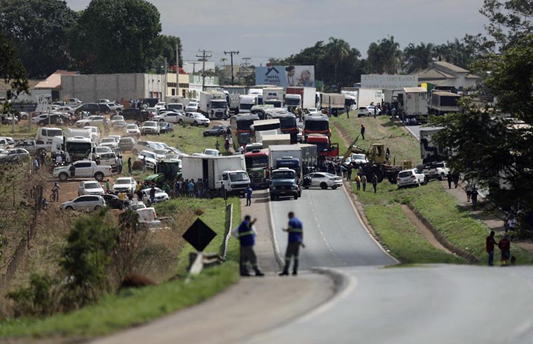 São Paulo determina desbloqueio imediato de rodovias