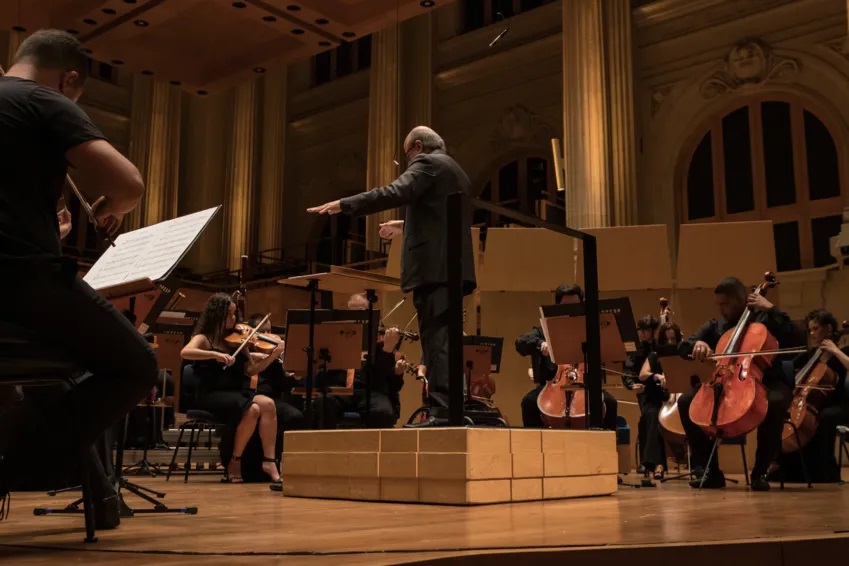 Orquestra Parassinfônica abre 16 vagas para músicos