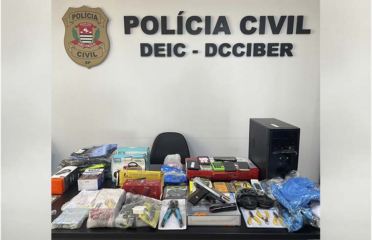 Polícia Civil prende quadrilha que fraudava e-commerce