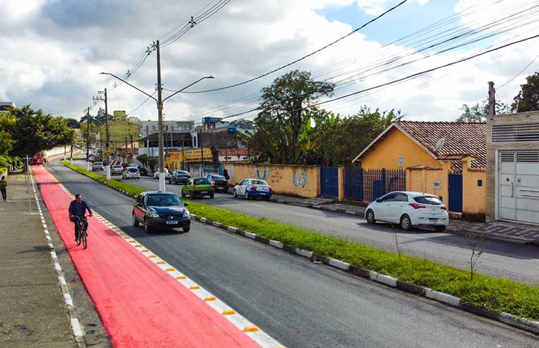 Ciclofaixa vai ligar estação de Itaquá ao shopping