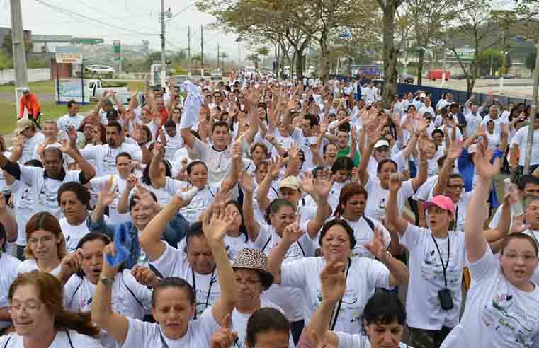 Caminhada da Primavera celebra nova estação em Arujá