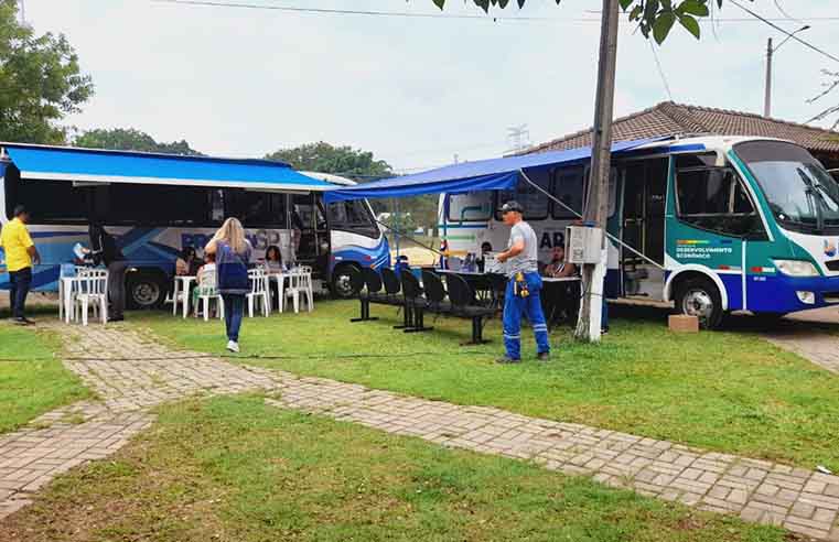 Unidade móvel leva cidadania a bairros de Arujá