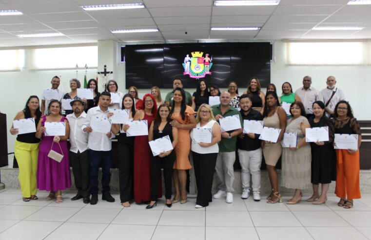 Conselheiros tutelares de Itaquá tomam posse