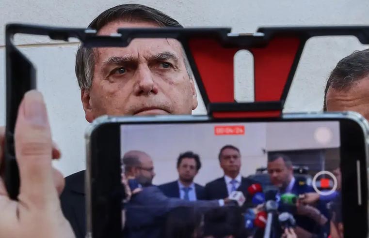 Bolsonaro deu a ordem para fraudar cartão de vacina, diz PF