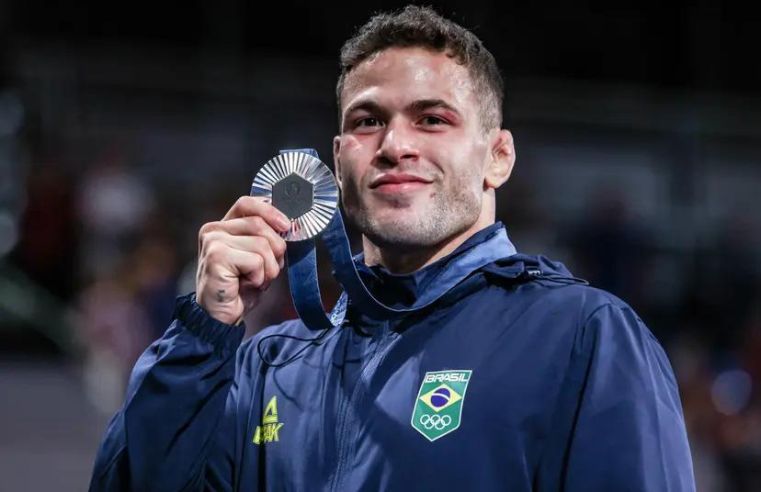 Mogiano garante primeira medalha para o Brasil em Paris