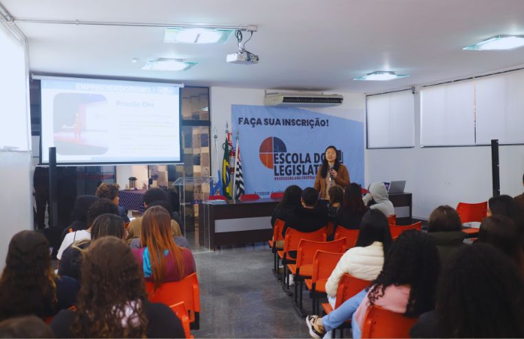 Legislativo de Arujá promove 2ª Oficina Jovens Empreendedores