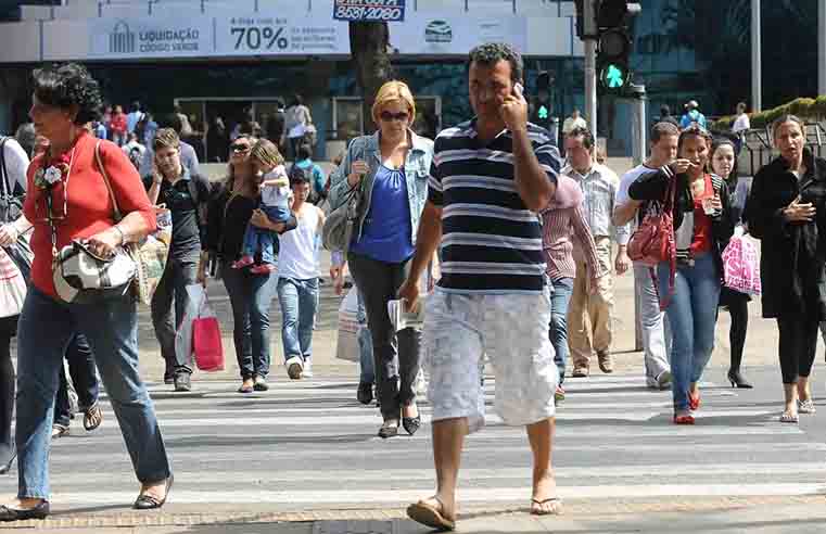 Taxa de desemprego recua em 15 estados, diz IBGE