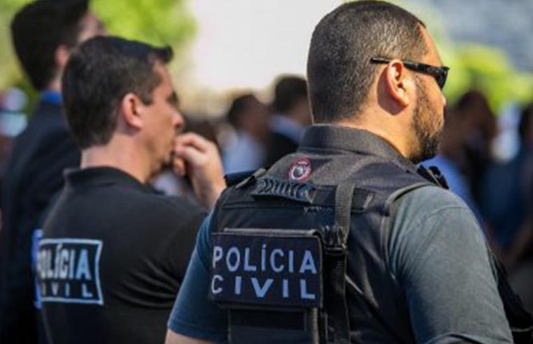 Polícia Civil de SP fecha central de golpes bancários contra idosos