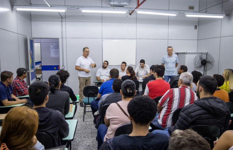 Vagas para logística e construção no Itaquá Mais Emprego