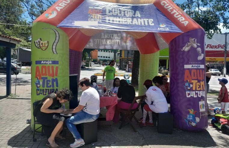 Ações do Mês da Mulher tomam conta da área central de Arujá