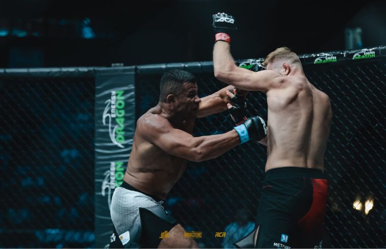 Combate de K2MMA chega a Itaquá com 25 lutas casada