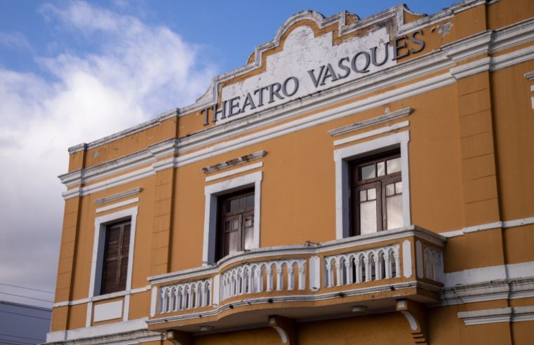 Theatro Vasques reabre após receber melhorias