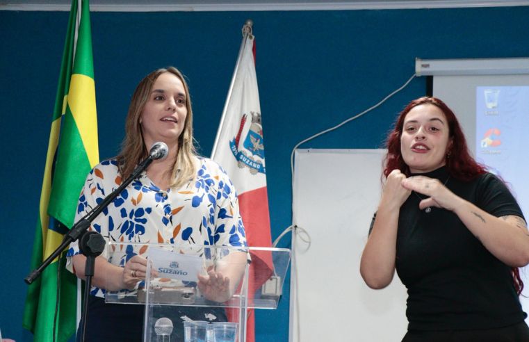 Comunidade surda celebra abertura de 250 vagas para Libras