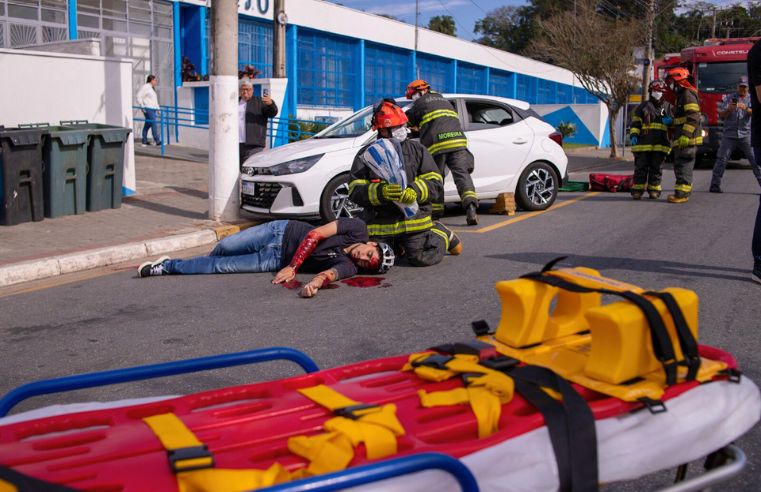 Simulado de acidente de trânsito mobiliza Guararema nesta quarta