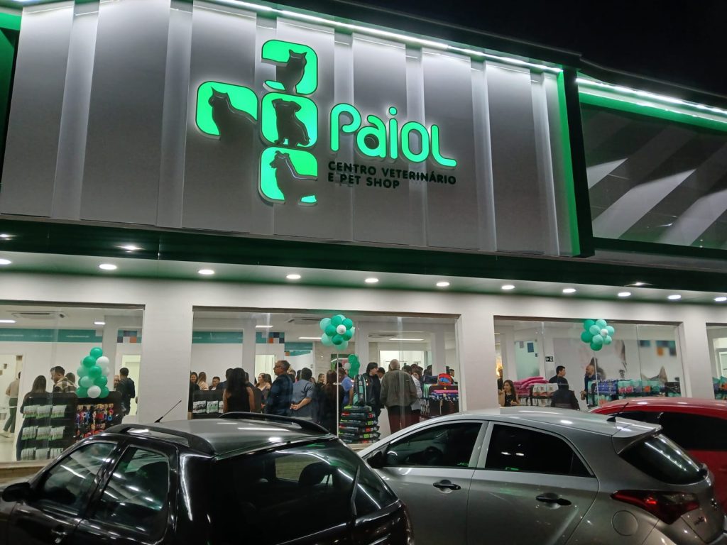 #pracegover Nova sede da VetPaiol alia tecnologia e preços acessíveis