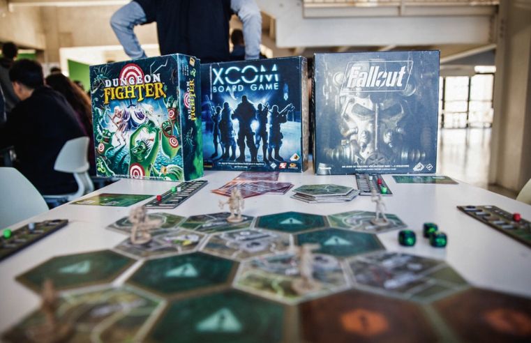 Conexão Games Alto Tietê reúne jovens na Etec de Ferraz