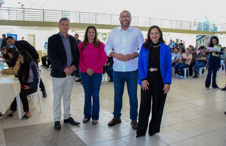 Feirão do Emprego atrai multidão e encaminha candidatos em Poá