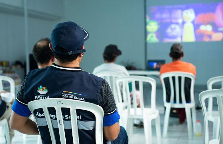Cine Pipoca em Arujá valoriza população em situação de rua em evento