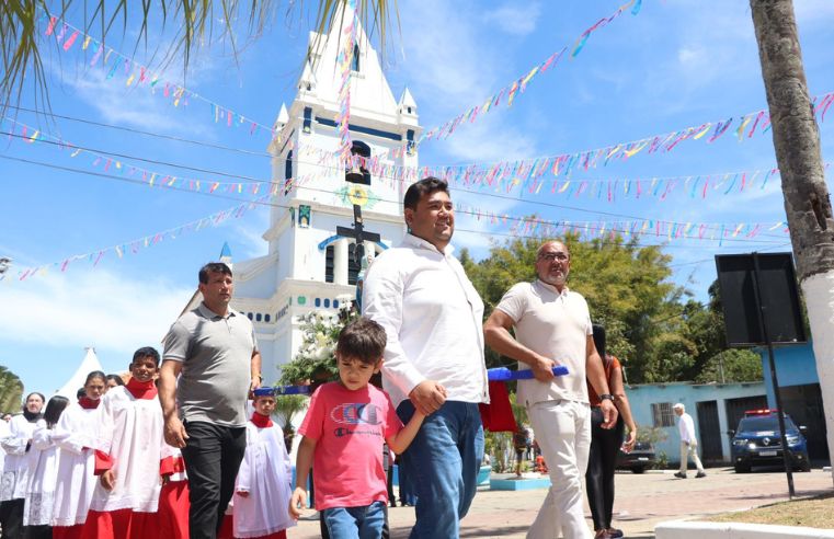 Prefeito de Suzano oficializa tombamento da Igreja do Baruel