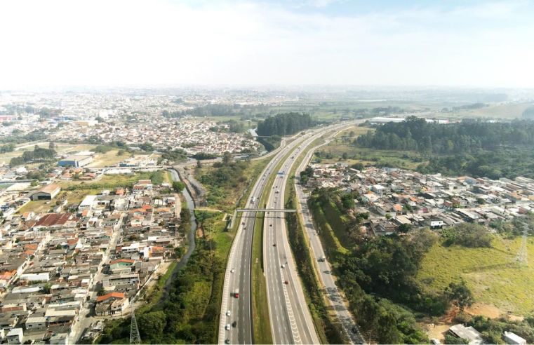 Itaquaquecetuba avança 46 posições em ranking nacional do CLP