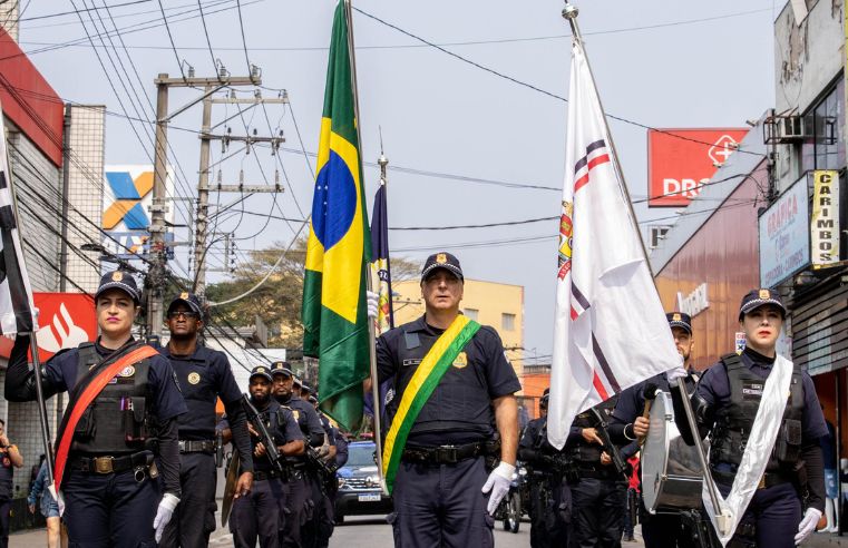Desfile Cívico Itaquá celebra Independência e aniversário com 2,5 mil pessoas