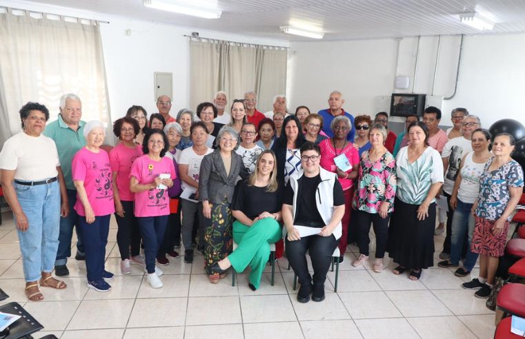 Workshop golpes de celular orienta idosos em Suzano no Dia do Idoso