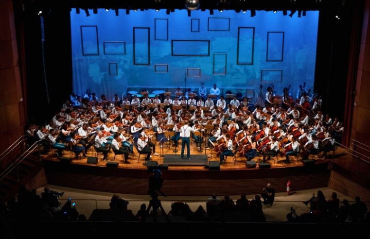 Orquestra Jovem toca games em Santo André