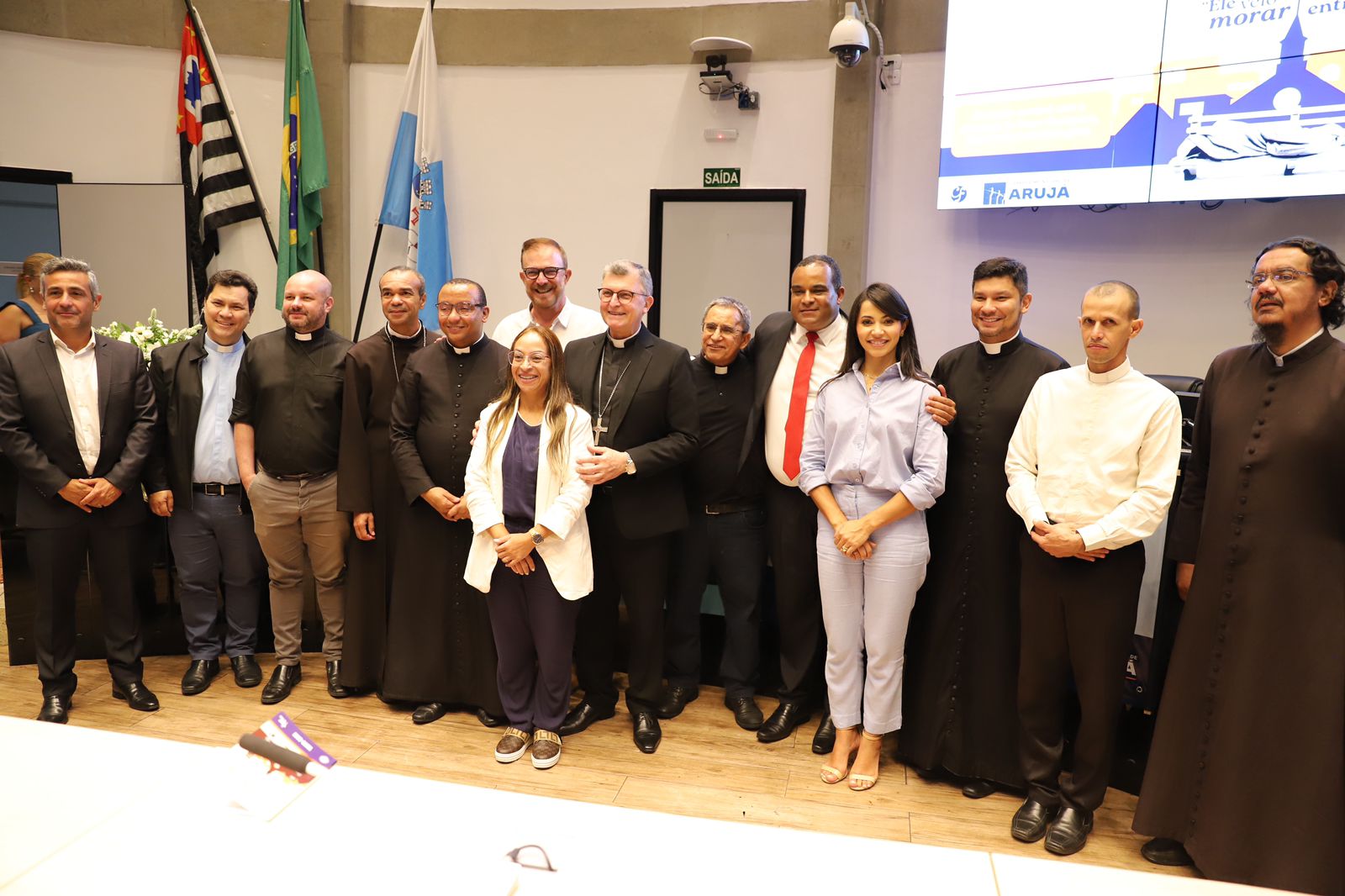 Campanha da Fraternidade 2026 mobiliza autoridades em Arujá