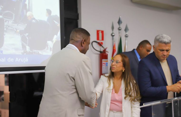 Legislativo de Arujá aprova projetos sociais e culturais em sessão