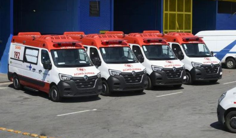 Guarulhos entrega novas ambulâncias e reforça o SAMU