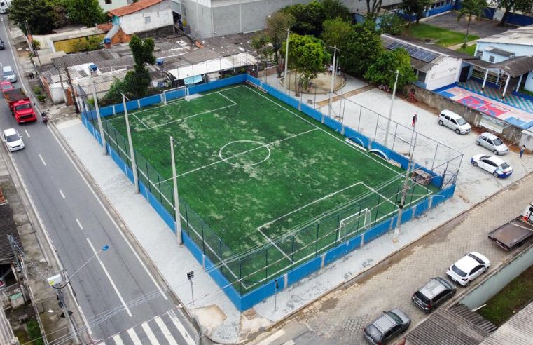 Itaquá inaugura campo society moderno na Vila Japão