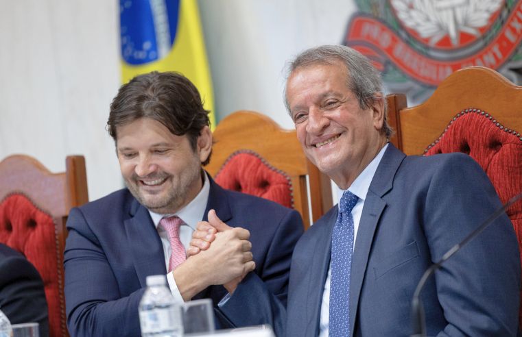 Alesp concede homenagem a Valdemar Costa Neto