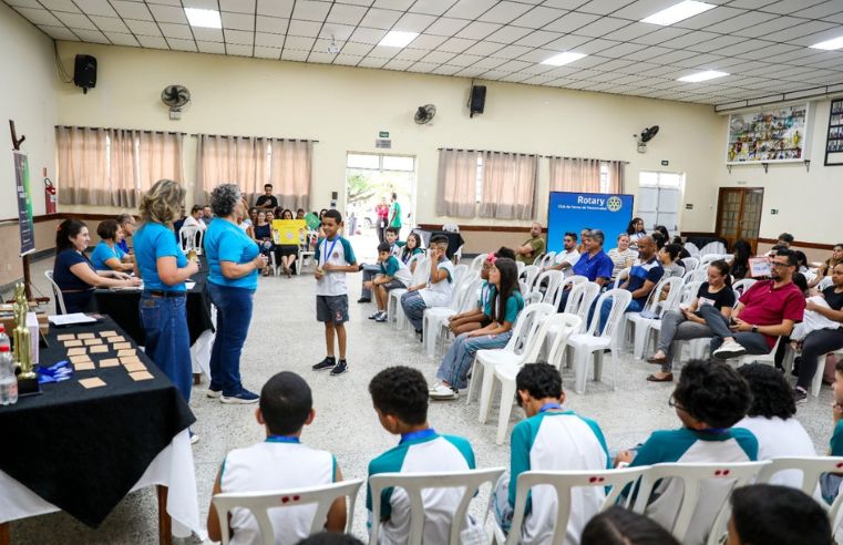 Soletrando Ferraz reúne 10 escolas em final emocionante