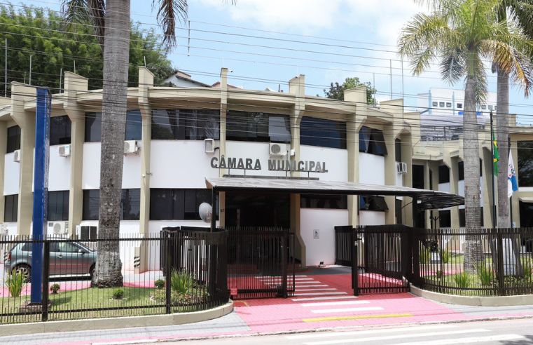 Câmara de Arujá abre concurso com salários de até R$ 15,6 mil