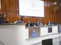 Mogi aprova Votos de Aplausos a profissional da saúde