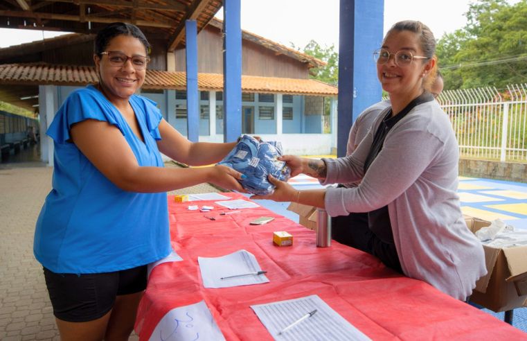 Rede municipal de Itaquá recebe novos uniformes escolares