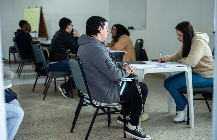 Novas vagas de emprego são abertas pelo Arujá Emprega
