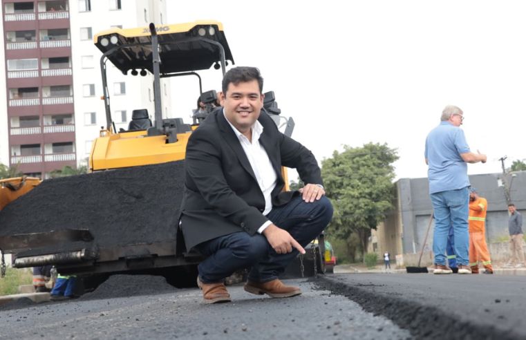 Suzano intensifica obras de pavimentação na Vila Figueira