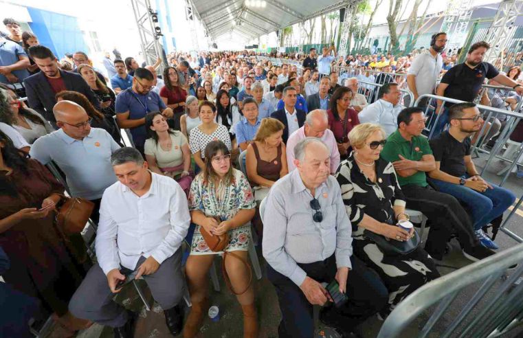 Legislativo acompanha inauguração da maternidade em Mogi