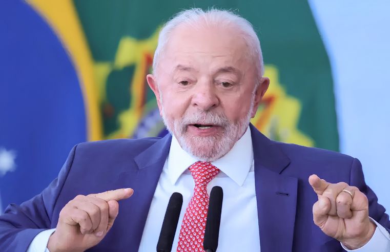 Lula cobra respeito e rejeita interferência dos EUA