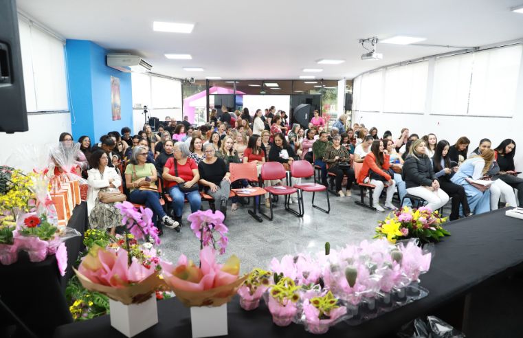 Evento em Arujá debate desafios da maternidade