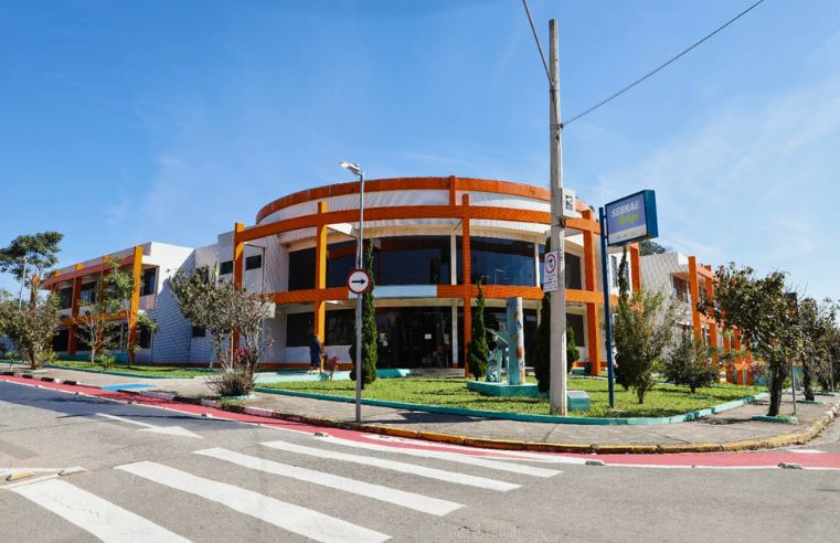 Vagas para curso gratuito de costura em Ferraz vão até 8 de junho