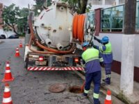 Mogi mantém ritmo de limpeza da rede de esgoto em 2026
