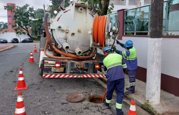 Mogi mantém ritmo de limpeza da rede de esgoto em 2026