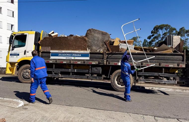 Arujá reforça zeladoria com cata-treco e tapa-buraco