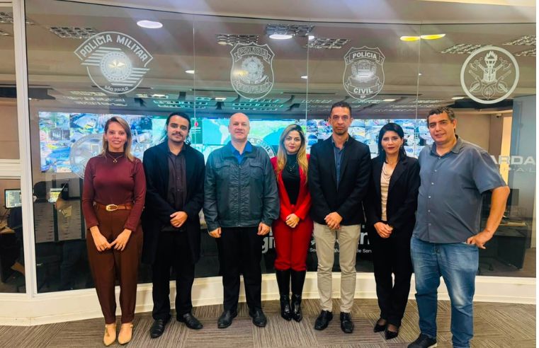 Controladoria de Ferraz realiza visita técnica a Santos