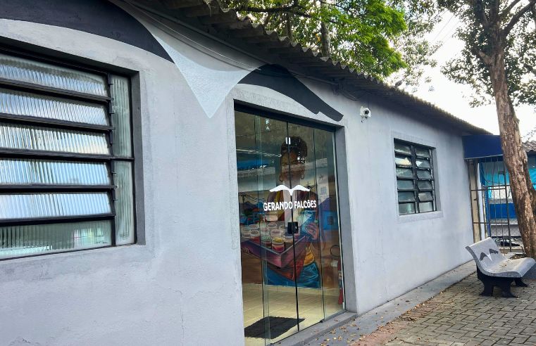 Prefeitura de Arujá e Gerando Falcões se unem por renda feminina