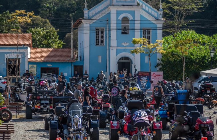 Expo reúne motos, triciclos e shows de rock em Guararema