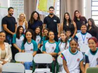 Ferraz desafia estudantes no projeto Comunica Jovem