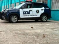 GCM de Ferraz prende três em flagrante de vandalismo escolar
